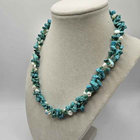 VINTAGE Turquoise and Pearl Braided Three Strand Necklace - Picture 2 of 6